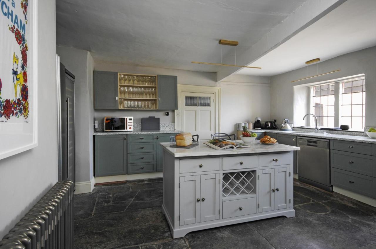 Topside House - Beautiful 7 Bedroom House With Hottub Wifi And Parking Near Bath Wells Frome Oakhill Bagian luar foto