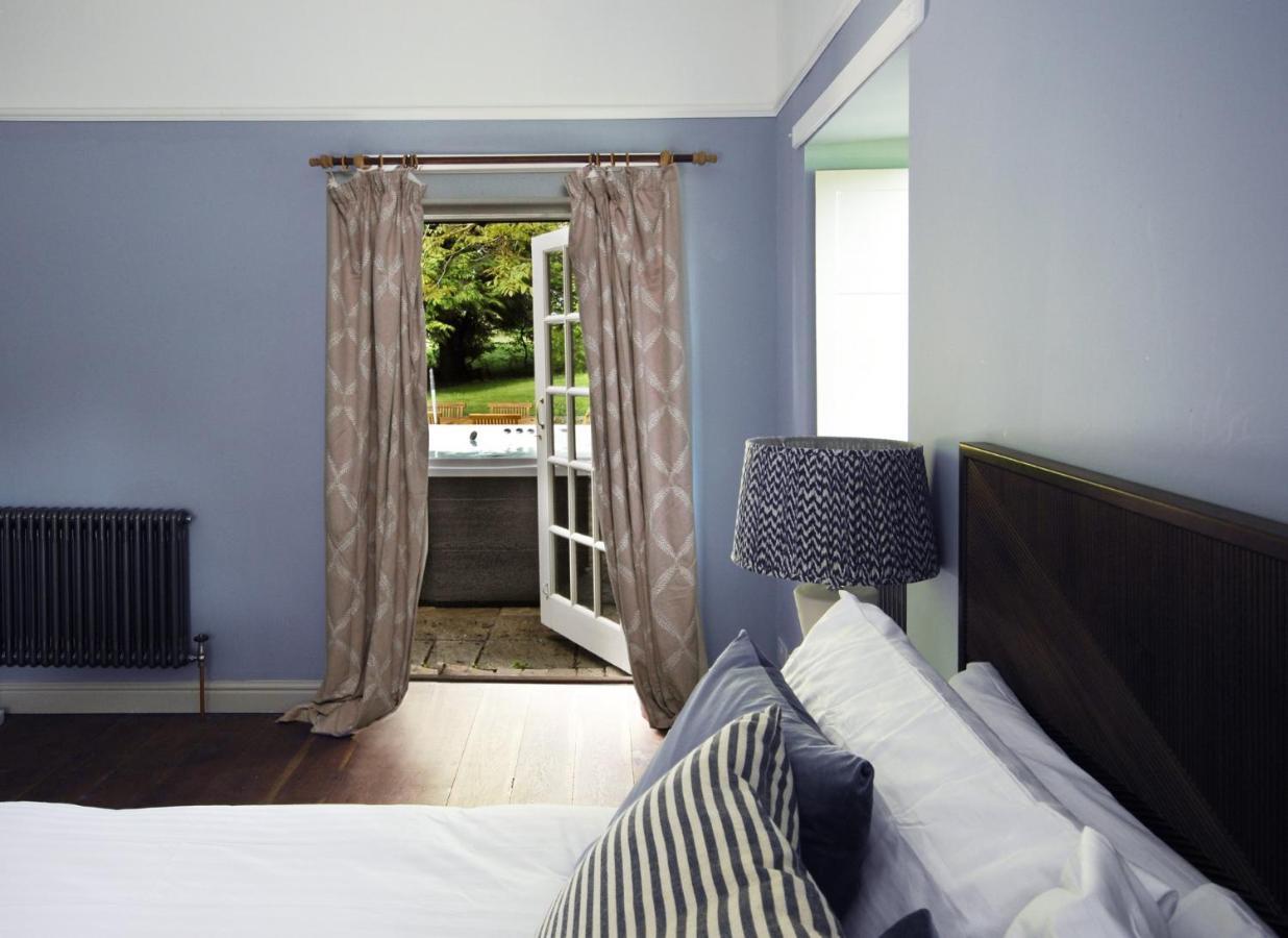 Topside House - Beautiful 7 Bedroom House With Hottub Wifi And Parking Near Bath Wells Frome Oakhill Bagian luar foto