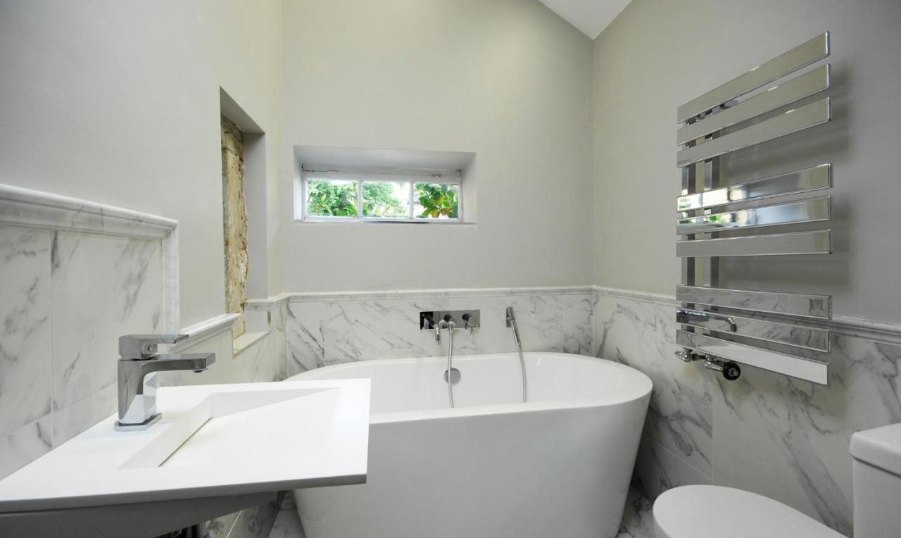 Topside House - Beautiful 7 Bedroom House With Hottub Wifi And Parking Near Bath Wells Frome Oakhill Bagian luar foto
