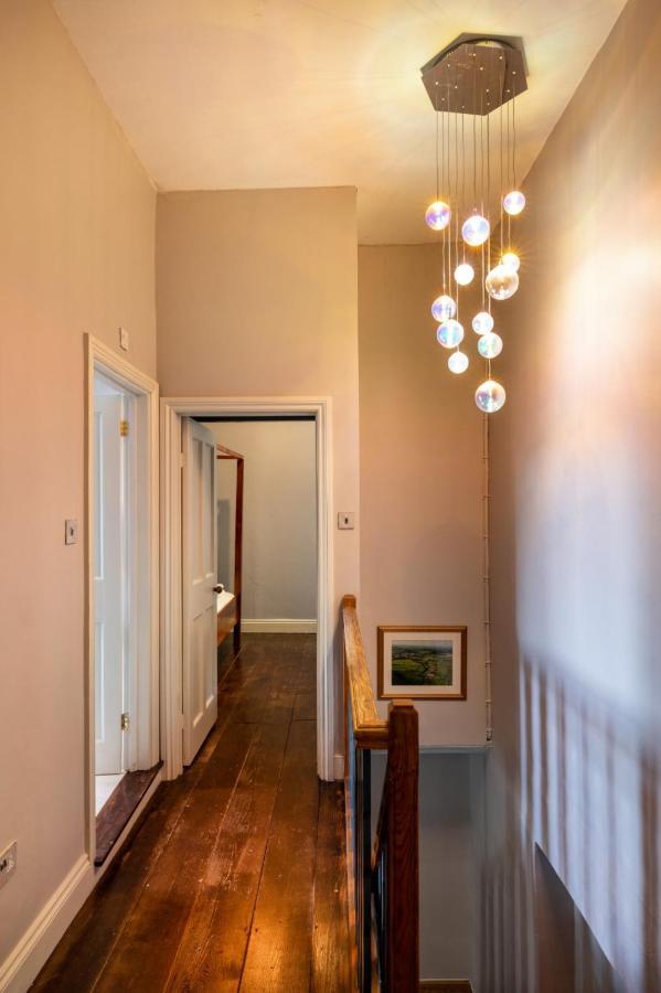 Topside House - Beautiful 7 Bedroom House With Hottub Wifi And Parking Near Bath Wells Frome Oakhill Bagian luar foto
